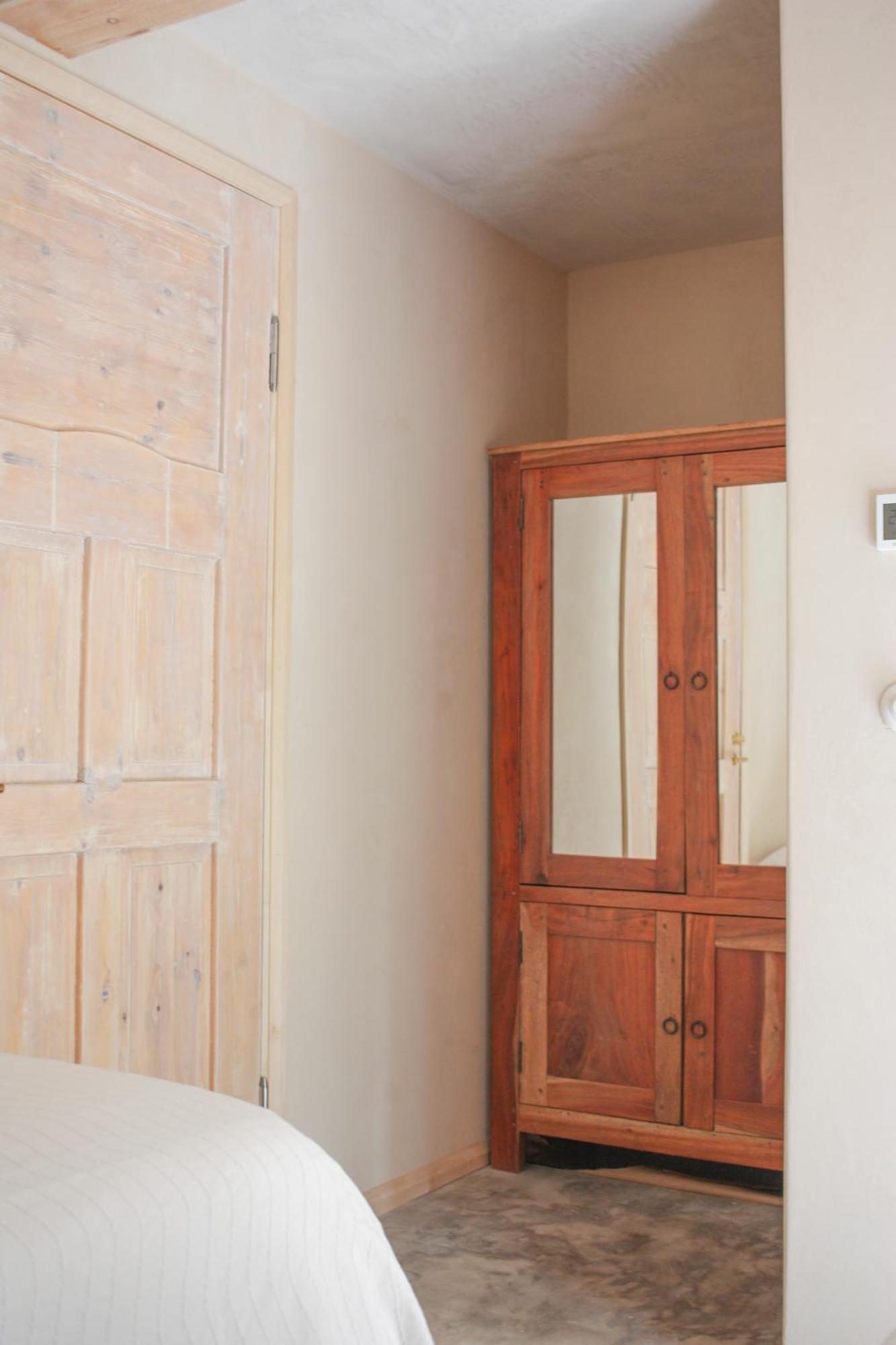 Pinewood Guesthouse Mantsala Стая снимка